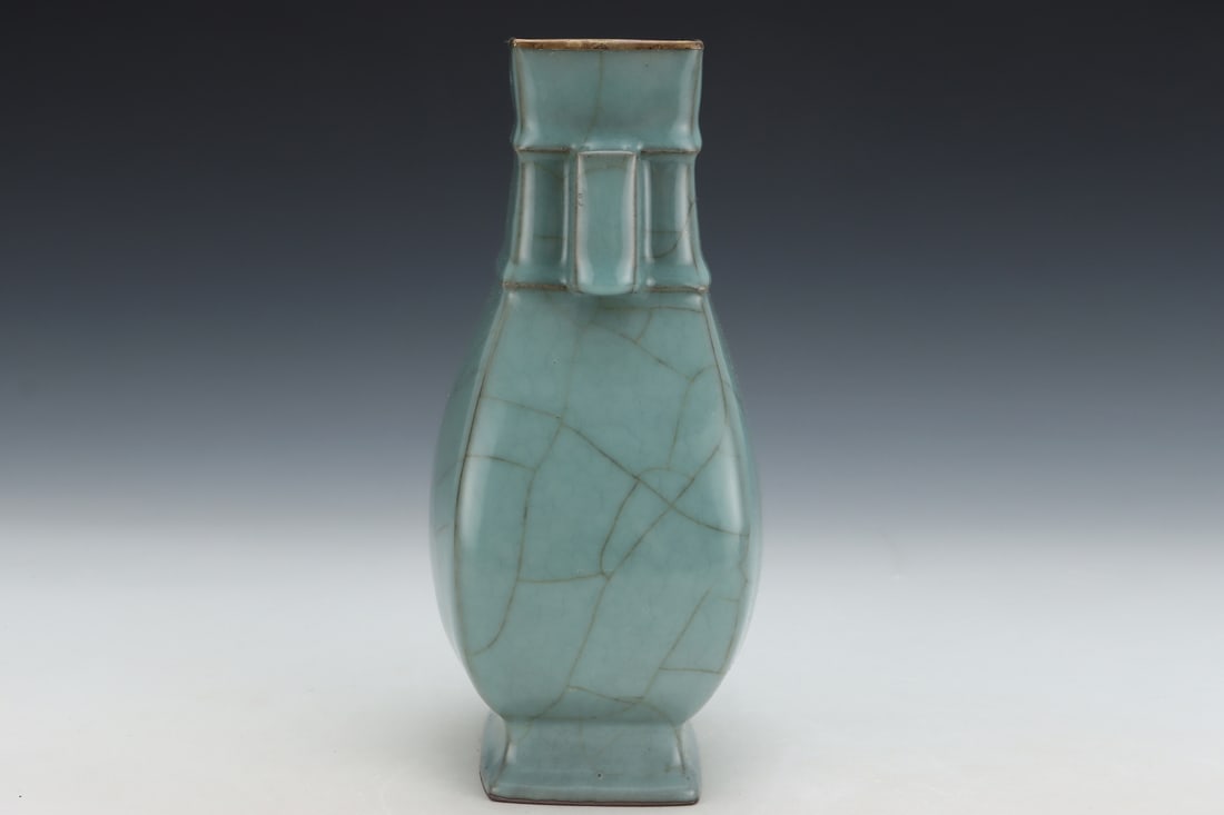 A Exquisite Doucai Figures Pattern - 3