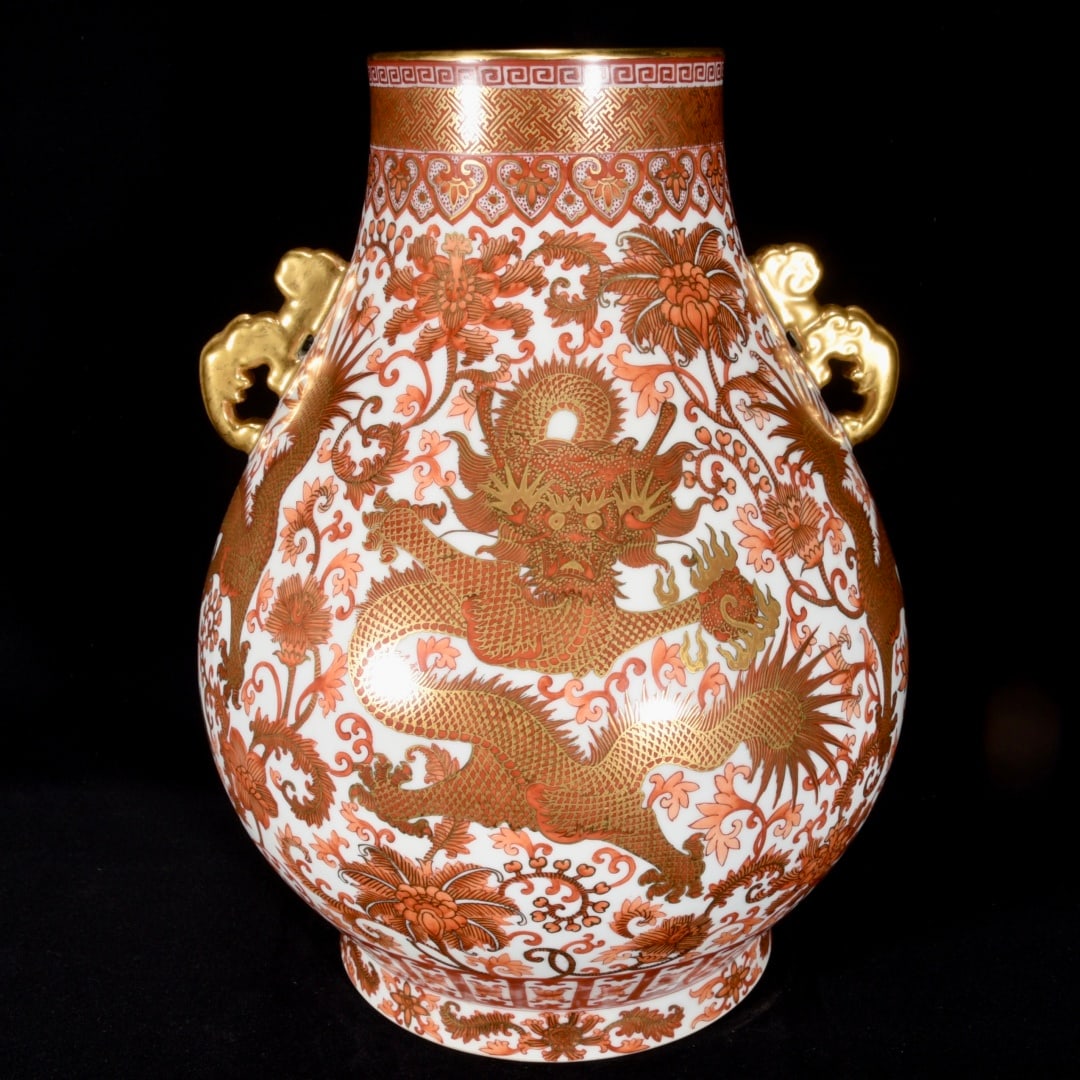 A Exquisite Ruby Red-Glazed Figures Pattern Vase - 3