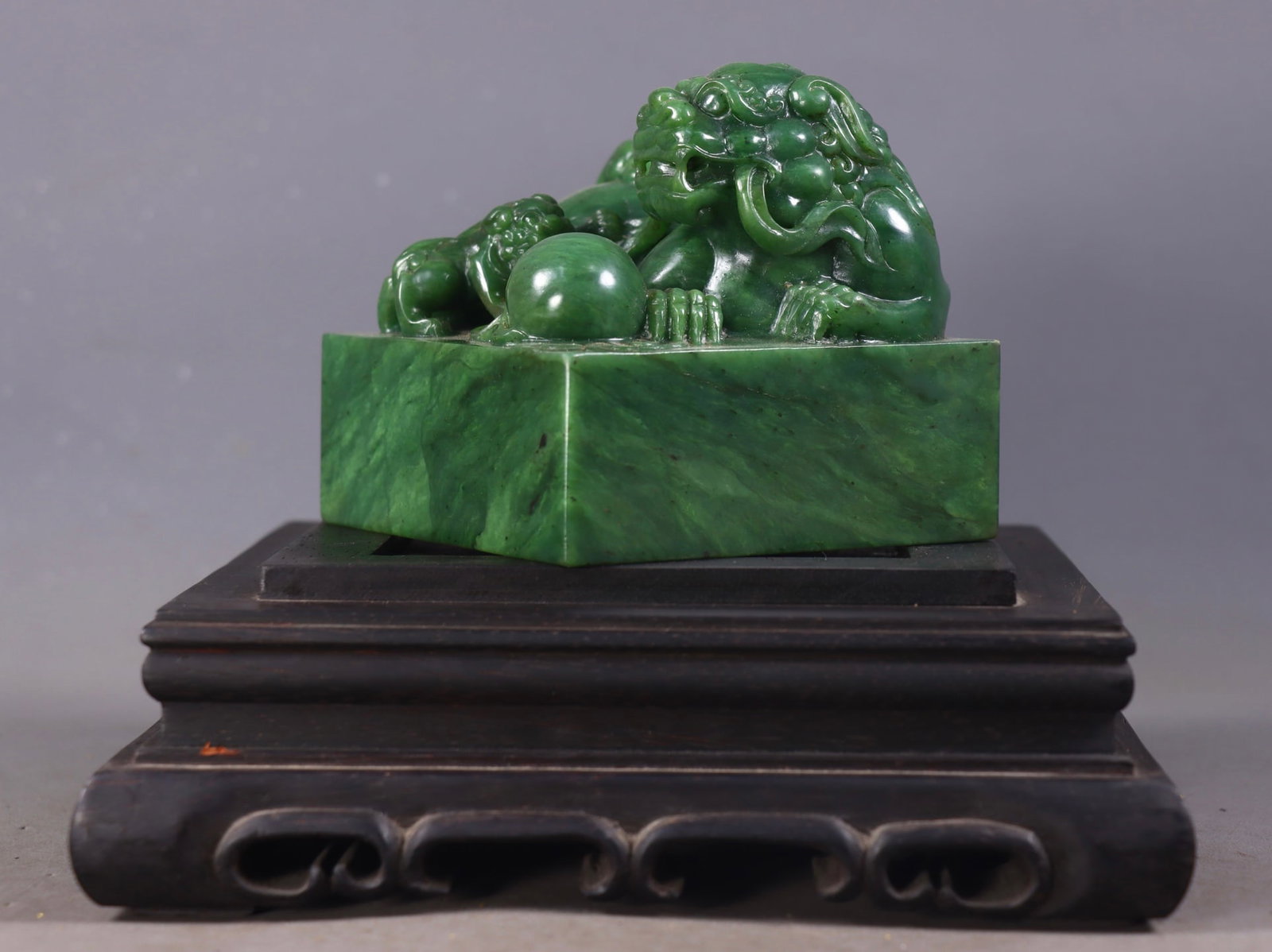 An Exquisite Jasper Lion Pattern Seal - 2