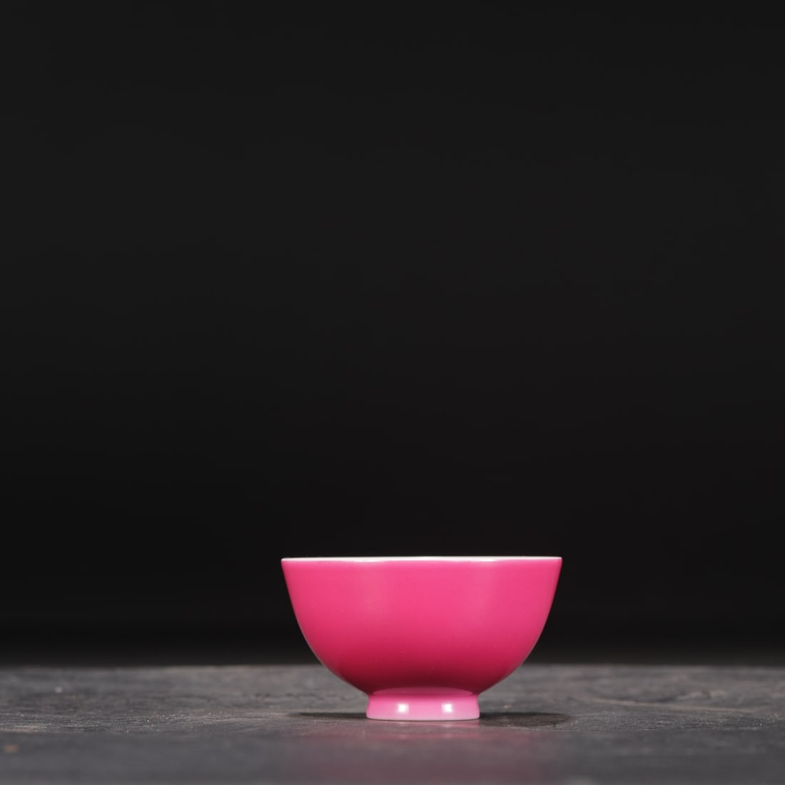 An Exquisite Ruby Red-Glazed Bowl - 2