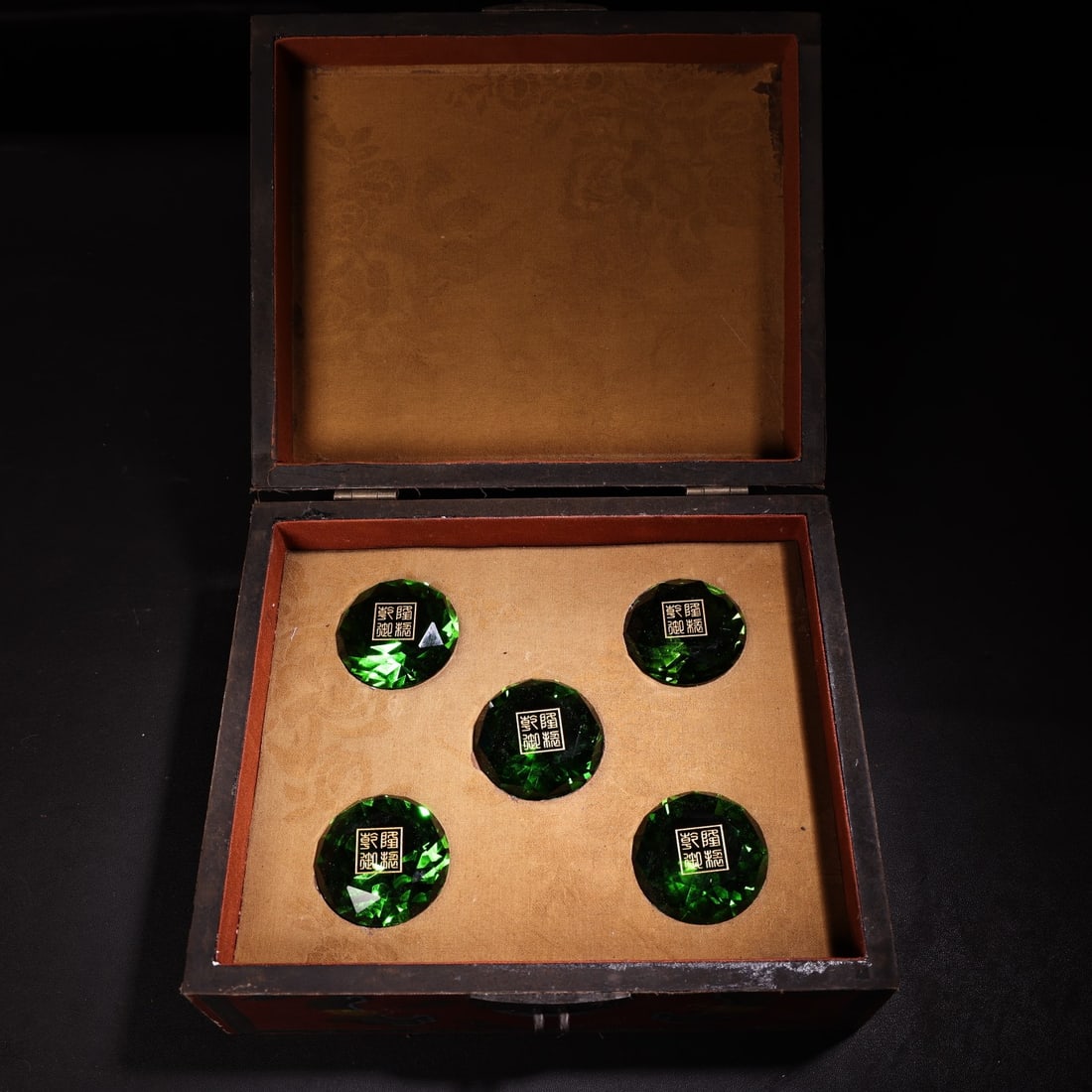 A Set of Fine Diamonds Ornaments: A Set of Fine Diamonds Ornaments,Qing Dynasty, China,Qianlong Four-character Mark, Size:2in,Total