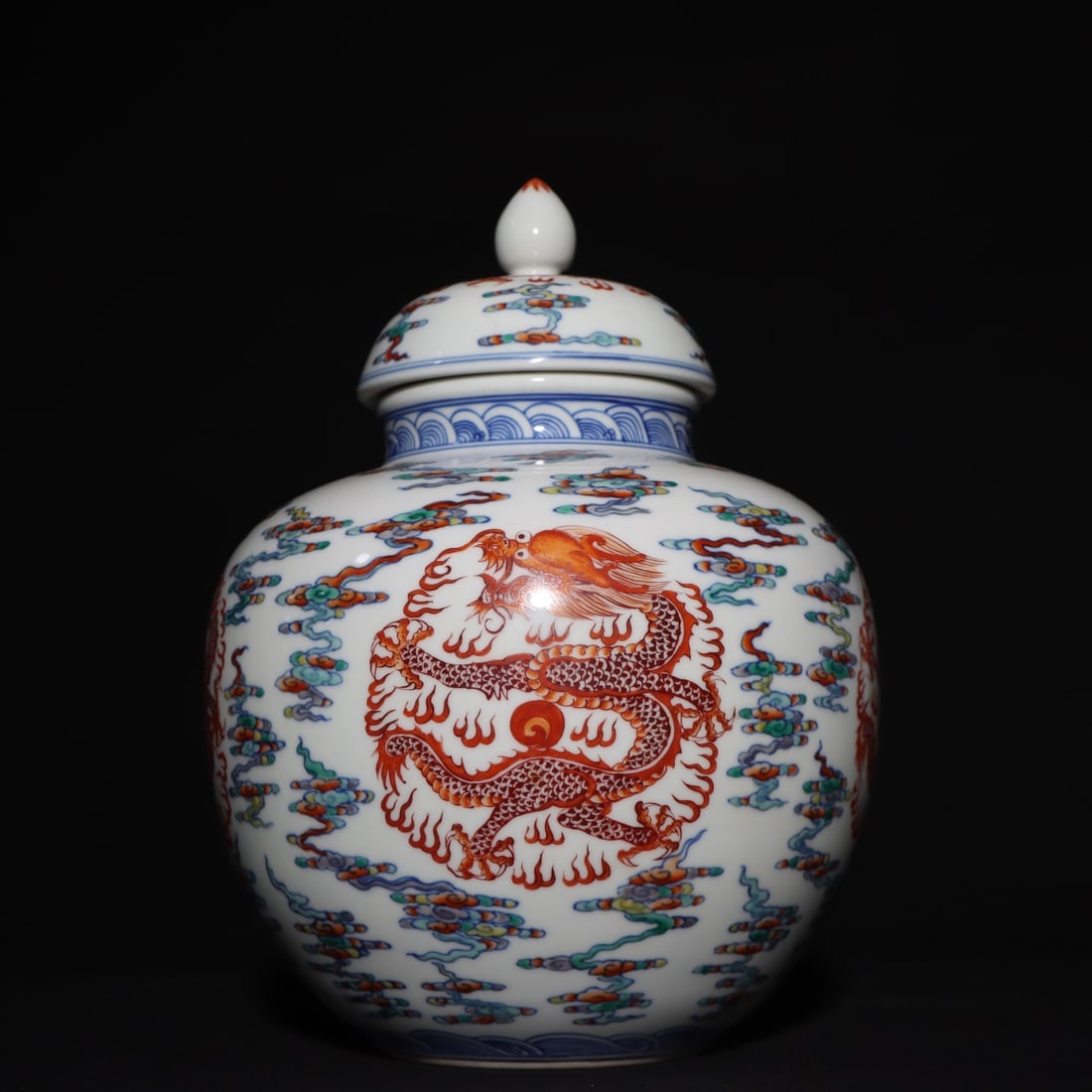 An Exquisite Doucai Dragon Pattern Jar - 5