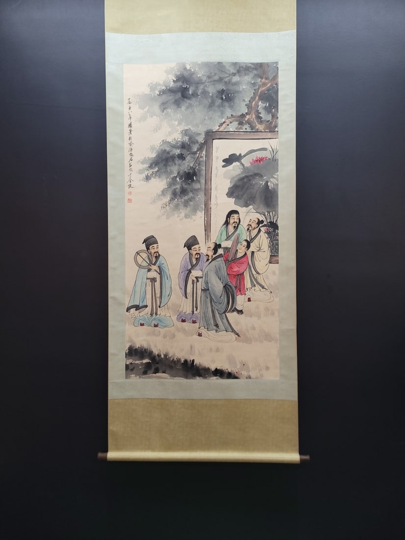A Chinese Vertical Scroll Ink Painting of Figure on Paper,Fu Baoshi: A Chinese Vertical Scroll Ink Painting of Figure on Paper,Fu Baoshi Size:(Without frame)26.8inx54.7in一幅中国水墨人物画立轴,傅&#
