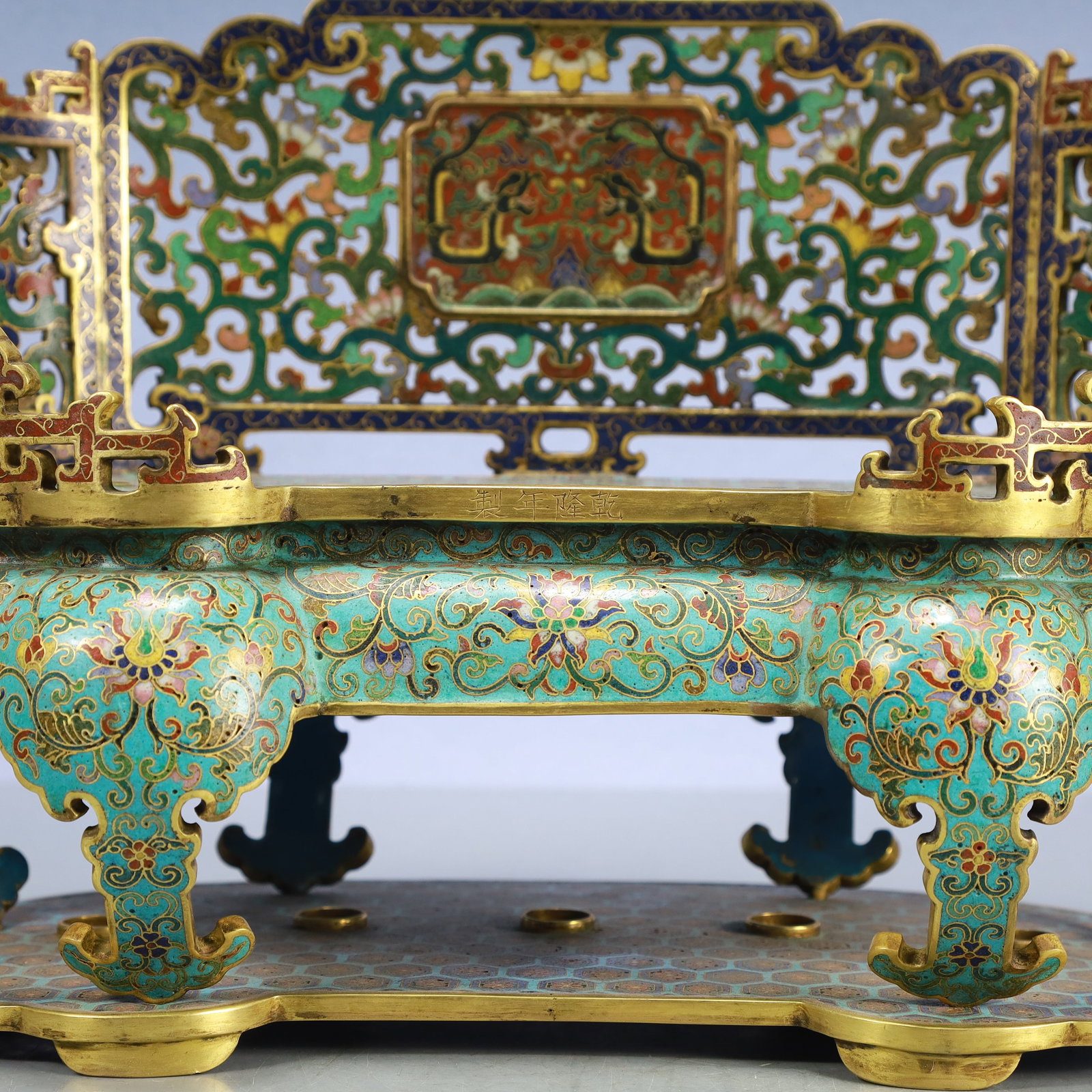 A Exquisite Cloisonne Lotus Pattern Dragon Pattern Throne - 2