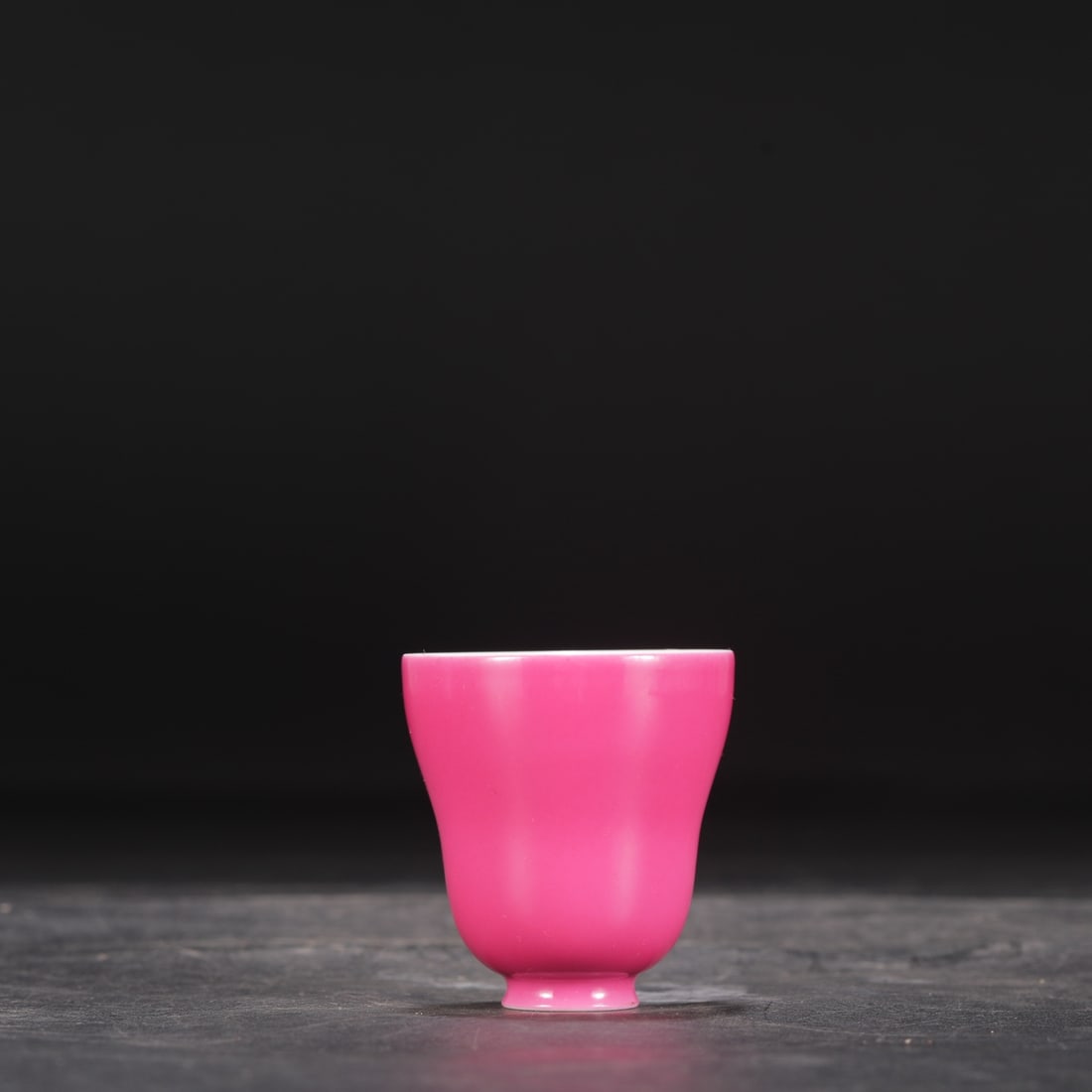 An Exquisite Ruby Red-Glazed Cup - 5