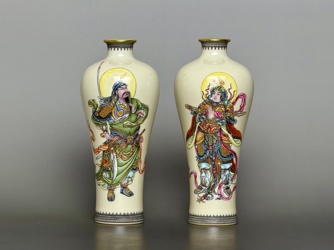 A Pair of Exquisite White Glazed Famille-Rose Painted Gold Figure Pattern Vases,With Poem: A Pair of Exquisite White Glazed Famille-Rose Painted Gold Figure Pattern Vases,With Poem,Qing Dynasty,China,Yongzheng Six-character Mark, Size:7.1inx3.1inx1.9in一对白釉粉
