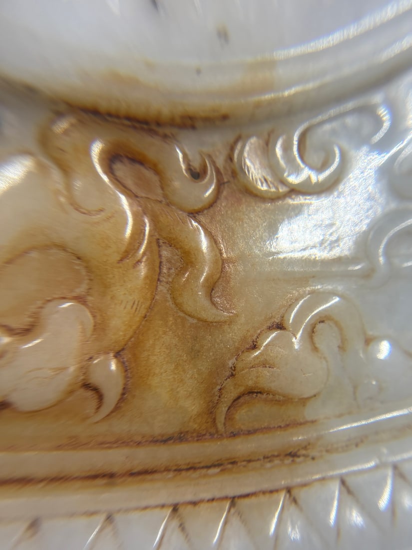 An Exquisite White Jade Auspicious Beast Pattern Mirror - 9