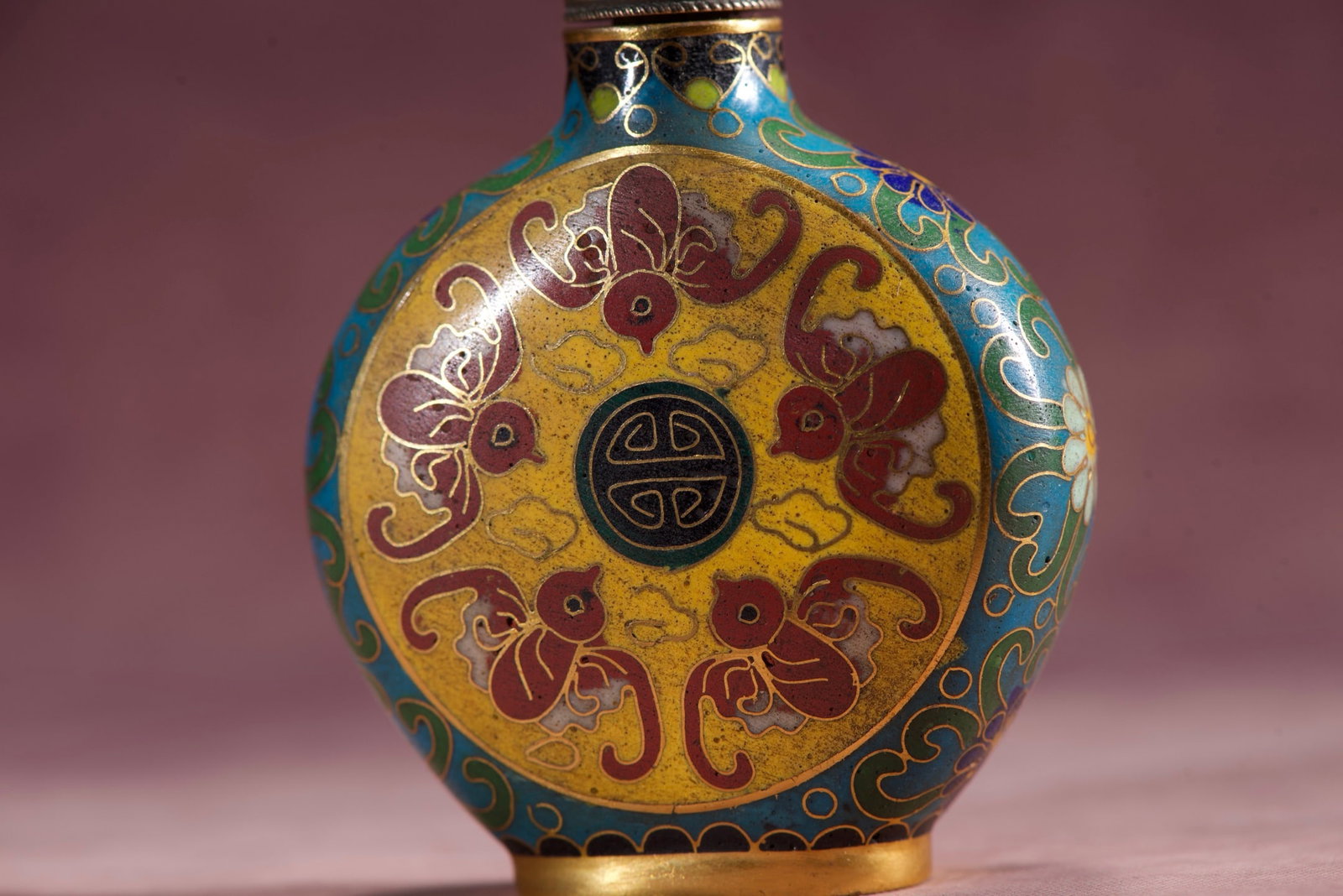 An Exquisite Cloisonne Bats Pattern Snuff Bottle - 6