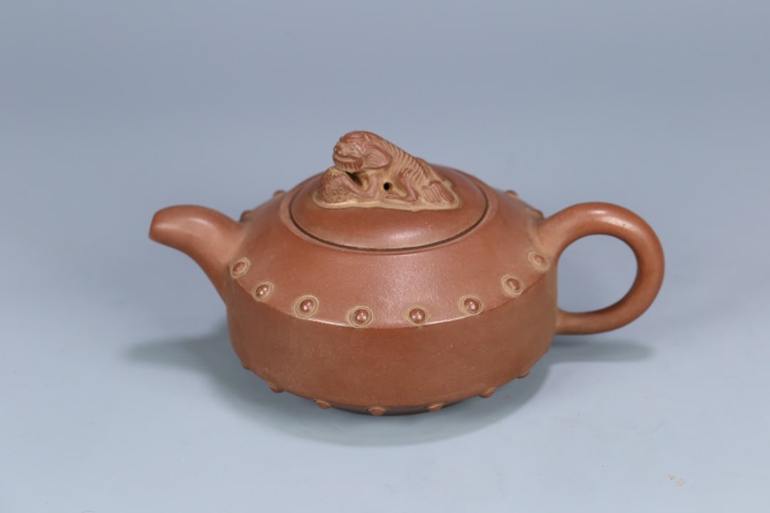 An Exquisite Purple Sands Teapot (1 of 9)