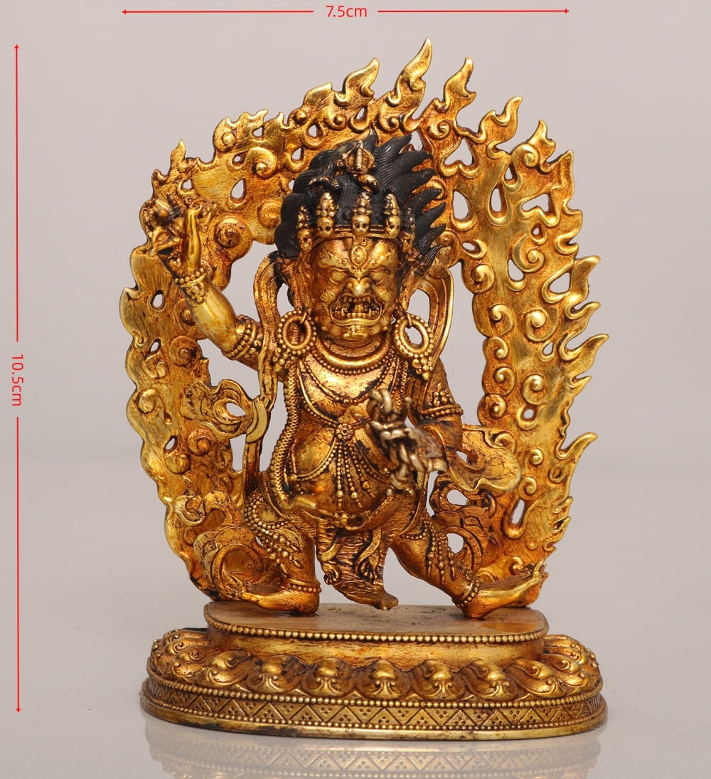 An Exquisite Gilt Bronze Statue of Vajra