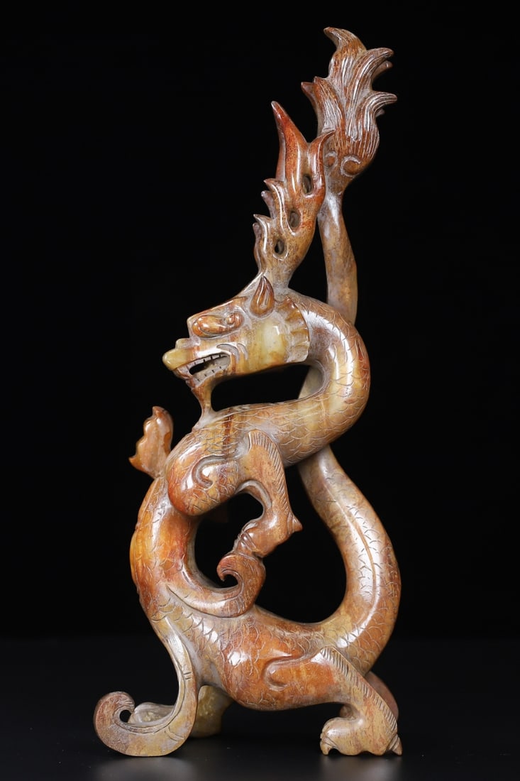 An Exquisite White Jade Auspicious Animal Ornament: An Exquisite White Jade Auspicious Animal Ornament,Han Dynasty,China,Size:11.1inx4.8inx2.5in,Weight:1170g,白玉瑞兽摆件,中国汉代