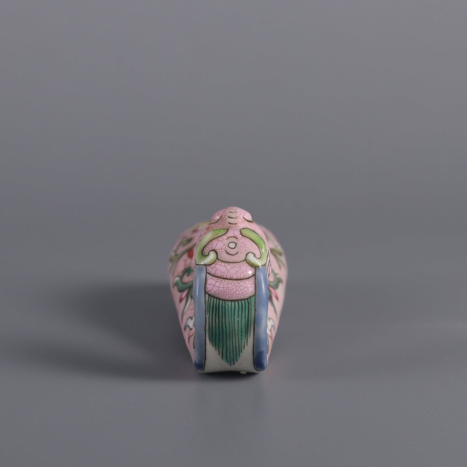 An Exquisite Green Ground Lotus Pattern Hook - 2