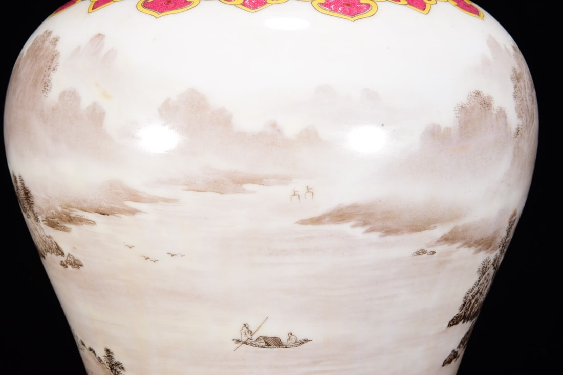 An Exquisite Ruby Red-Glazed Ink Color Landscape Pattern Vase - 8