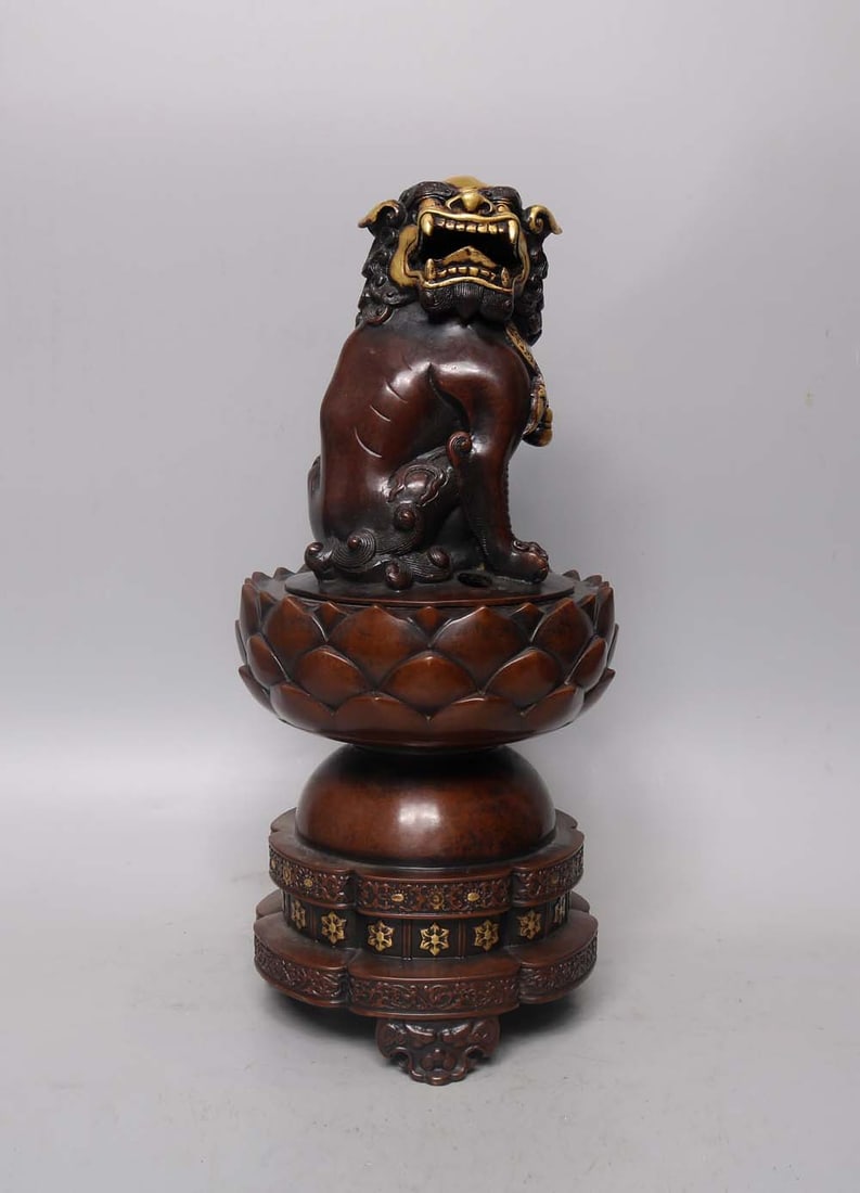 An Exquisite Gilt Bronze Lion Censer (1 of 9)