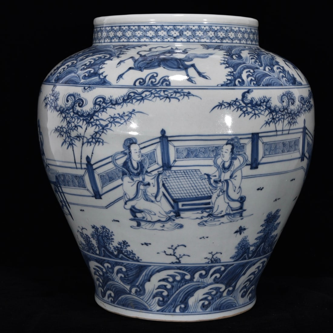 An Exquisite Blue and White Character and Story Pattern Jar: An Exquisite Blue and White Character and Story Pattern Jar,Ming Dynasty,China,Size:12.8inx12.2in,青花人物故事纹罐,中国明代