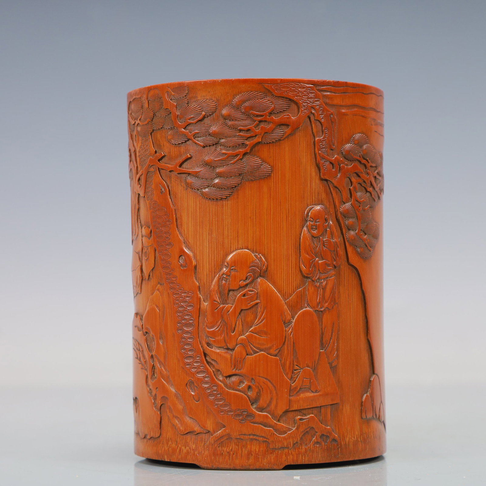 An Exquisite Bamboo Landscape and Figure Pattern Brush Pot,with poem: An Exquisite Bamboo Landscape and Figure Pattern Brush Pot,with poem,Qing Dynasty,China,Size:3.7inx5.7in,Weight:300g,竹雕山水人物纹笔筒,带&#