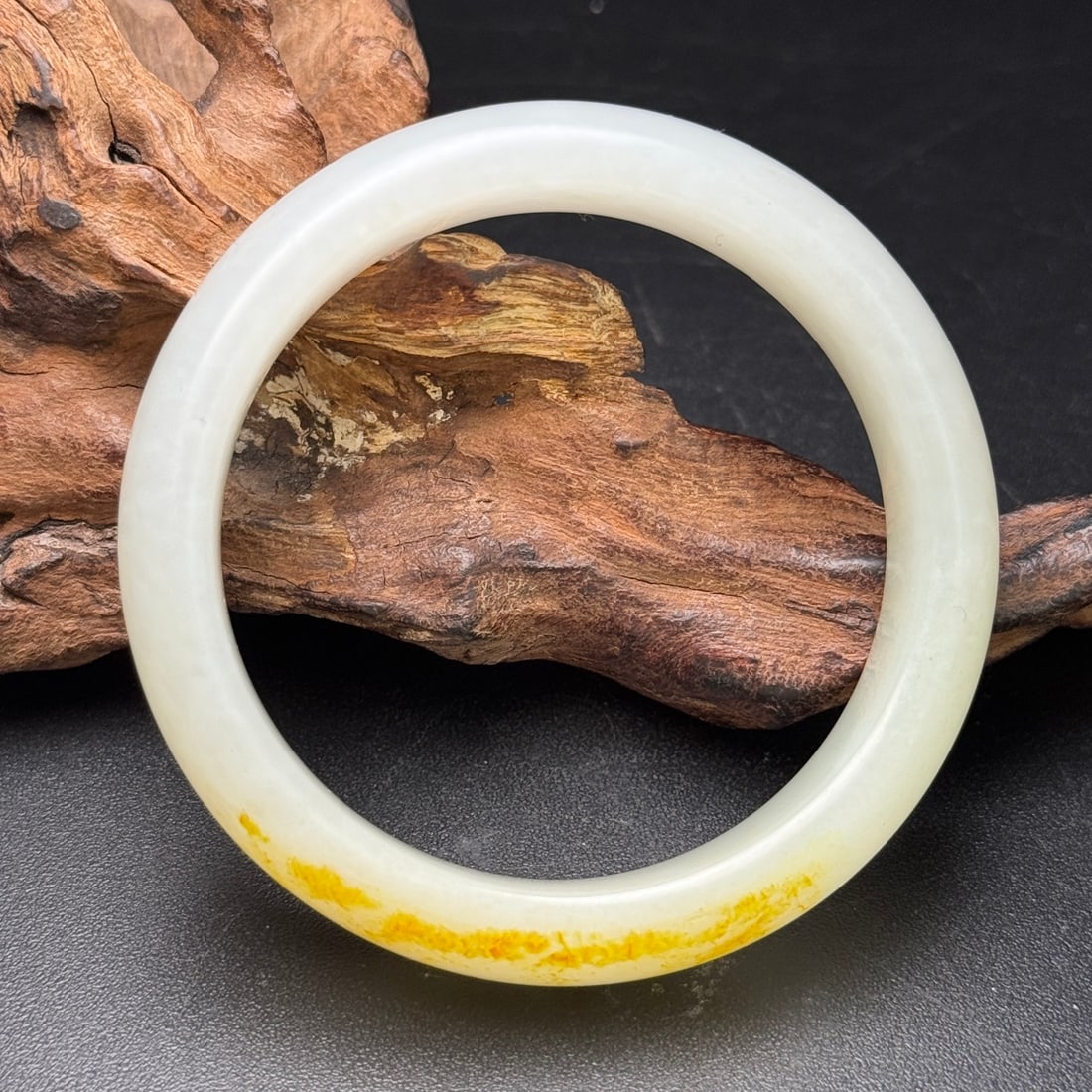 An Exquisite White Jade Bracelets - 2
