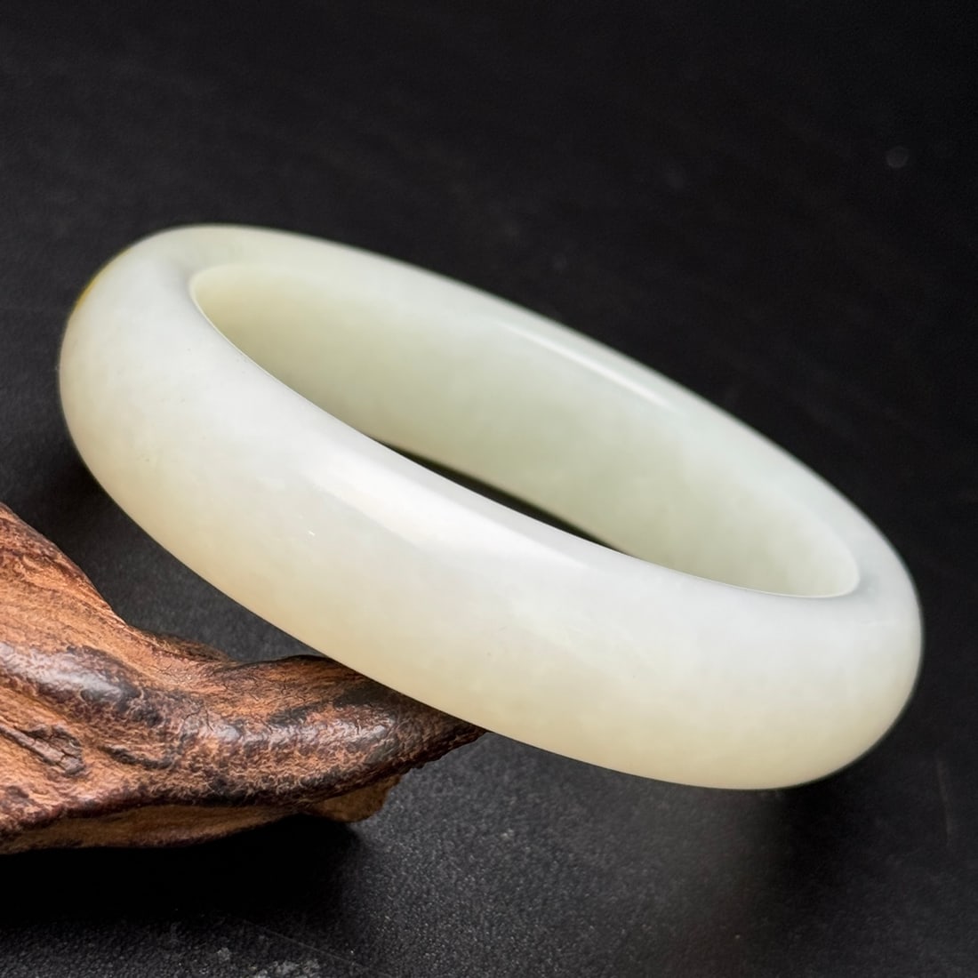 An Exquisite White Jade Bracelets - 7