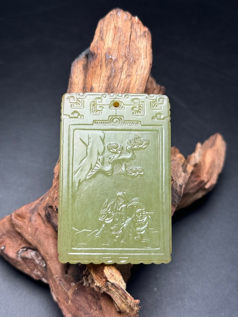 An Exquisite White Jade Character and Story Pattern Pendant,with poem: An Exquisite White Jade Character and Story Pattern Pendant,with poem,Qing Dynasty,China,Size:2.4inx1.6inx0.3in,Weight:52g,白玉人物故事纹挂件,
