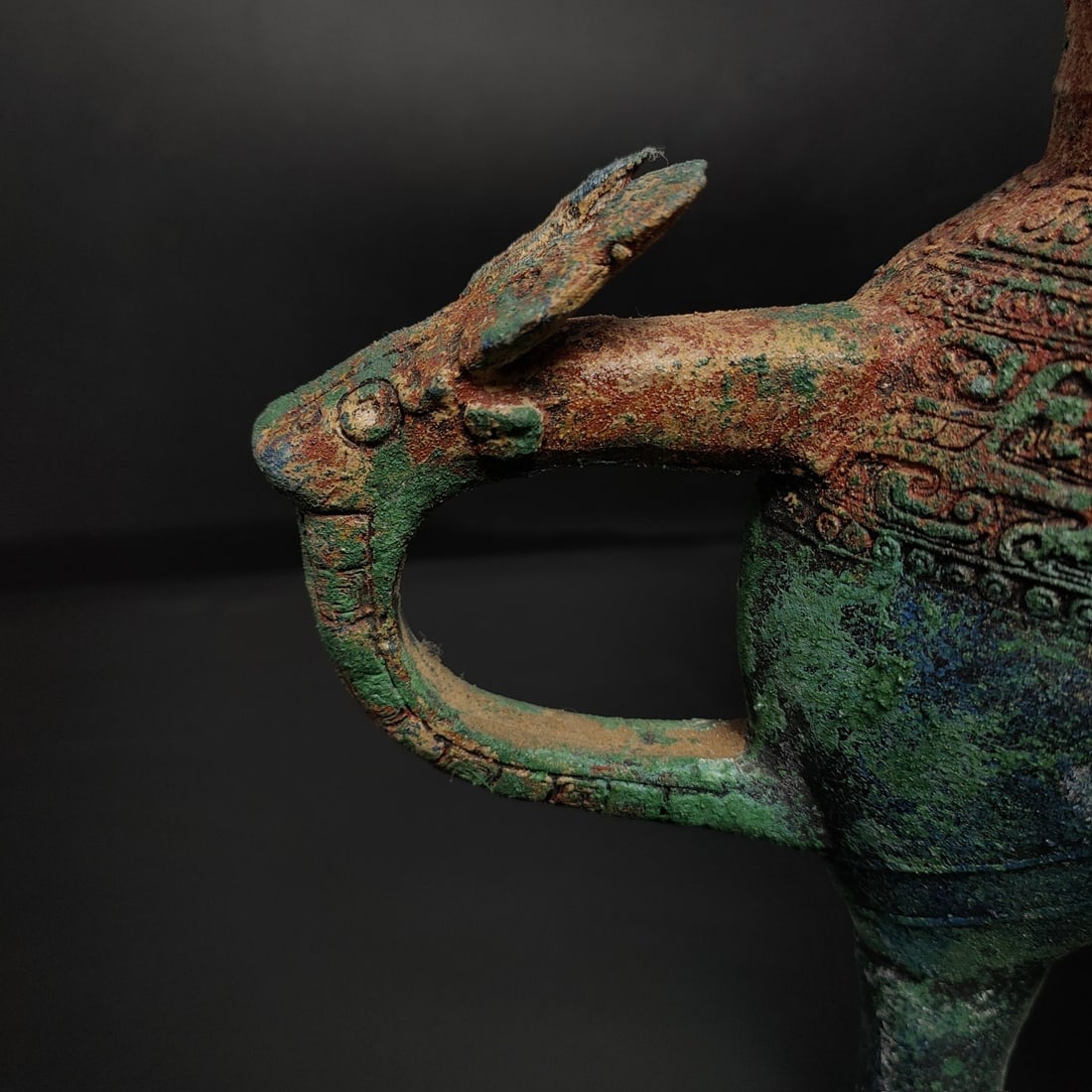 An Exquisite Bronze Dragon Pattern Ewer - 2