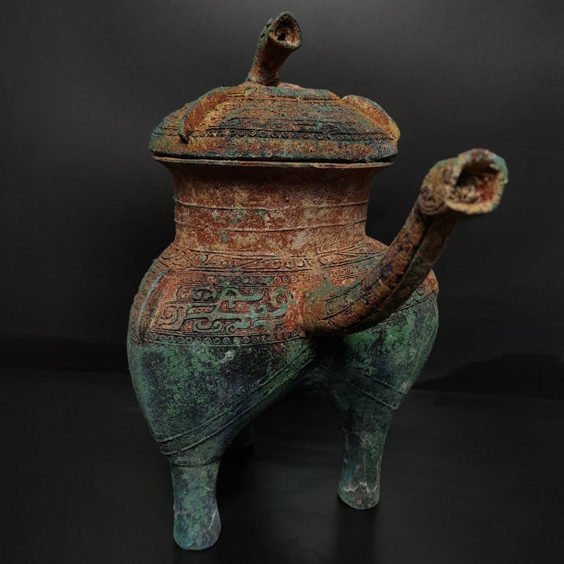 An Exquisite Bronze Dragon Pattern Ewer - 3