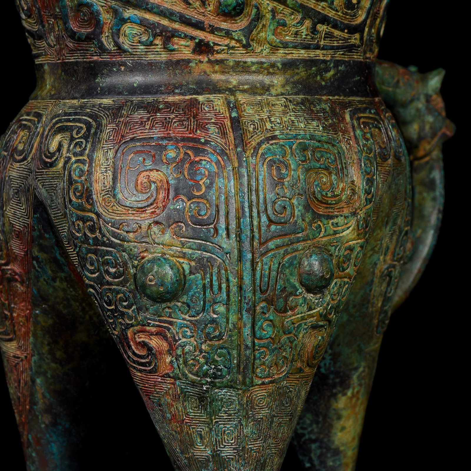 An Exquisite Bronze Beast-Face Pattern Ewer - 5