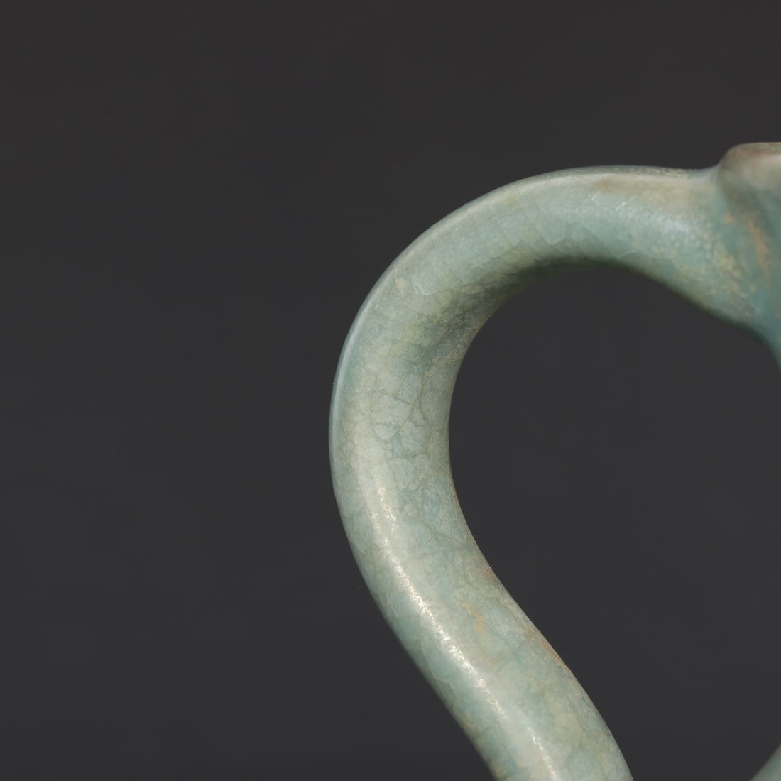 An Exquisite Ru yao Parrot Candlestick - 7