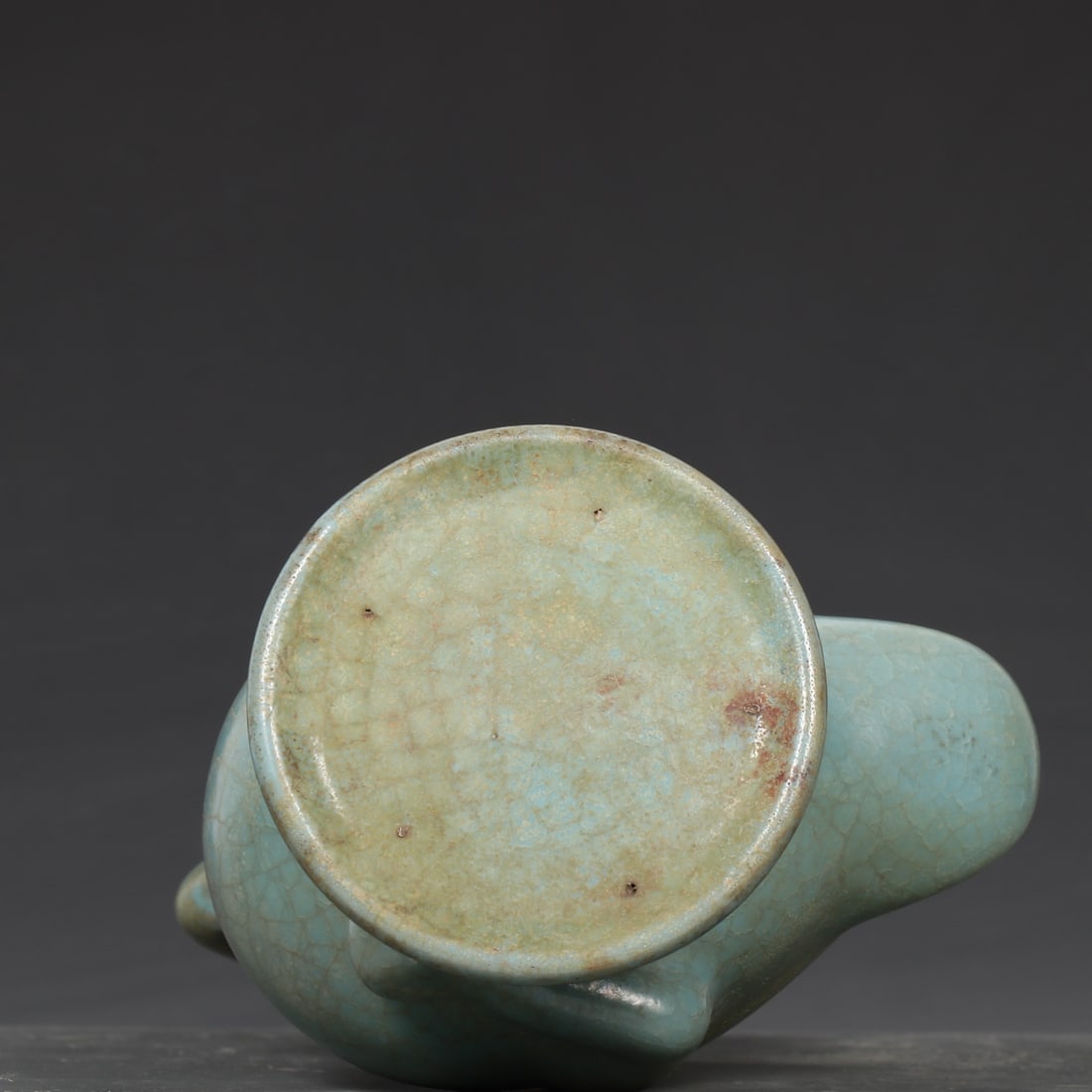 An Exquisite Ru yao Parrot Candlestick - 9