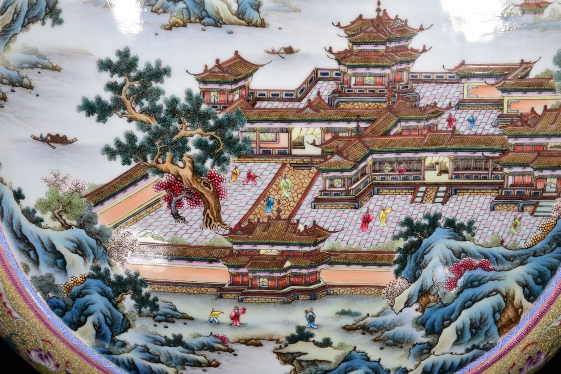 An Exquisite Enamel Landscape Pattern Vase - 7