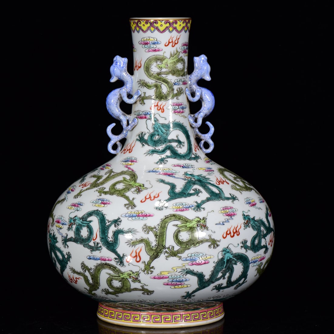 An Exquisite Famille-Rose Dragon Pattern Double-Ears Vase: An Exquisite Famille-Rose Dragon Pattern Double-Ears Vase,Qing Dynasty,China,with Qianlong Six-character Mark,Size:11.8inx9.1in,粉彩龙纹双耳瓶,中国
