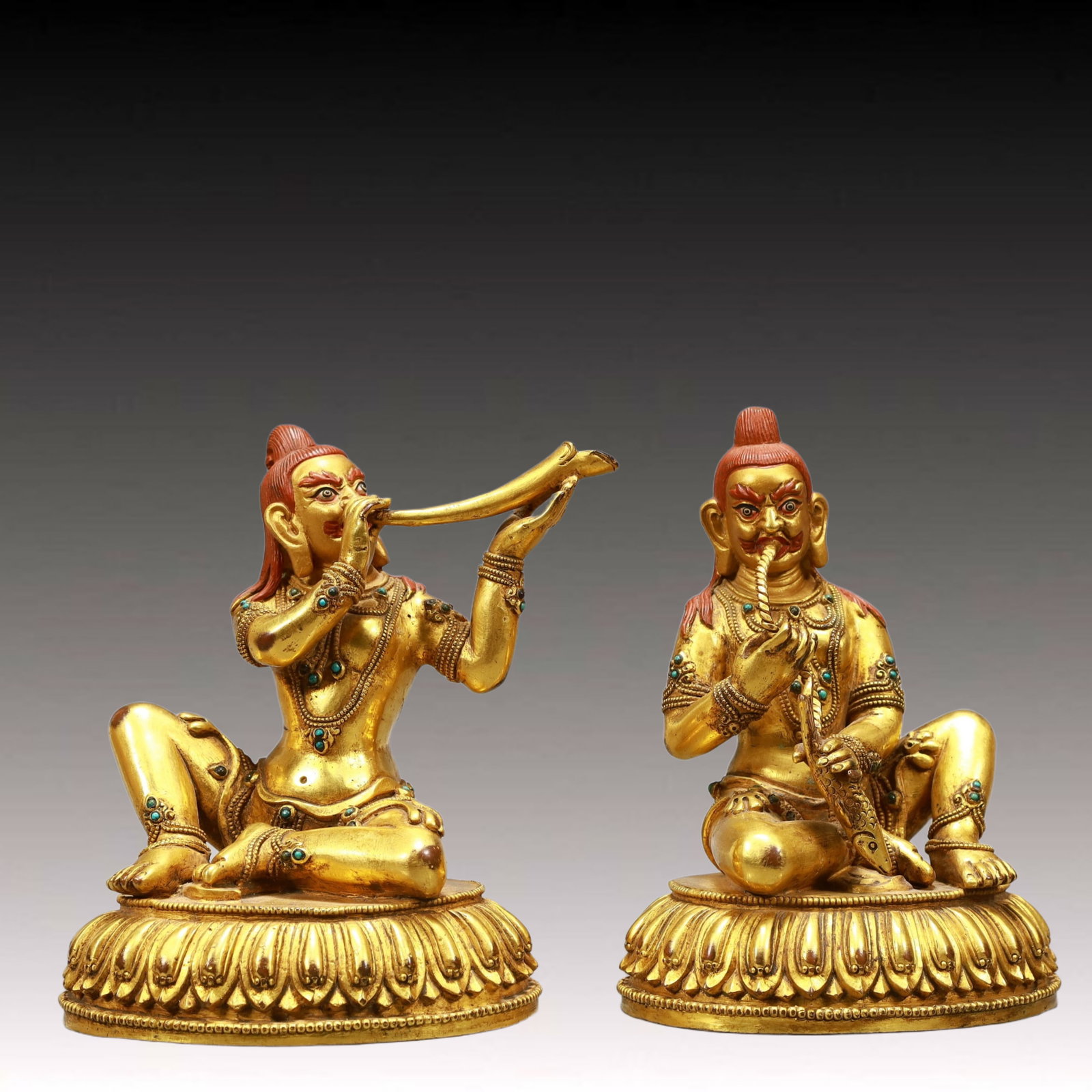 A Pair of Solemn Gilt Bronze Statue of Vajra,Inlaid Turquoise: A Pair of Solemn Gilt Bronze Statue of Vajra,Inlaid Turquoise,Qing Dynasty,China,Size:4.9inx3.7inx6.7in,Total Weight:3100g,一对铜鎏金金刚像,嵌 
