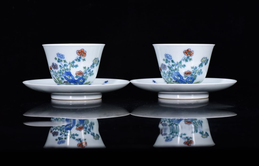 A Pair of Exquisite Doucai Flower Pattern Bowls: A Pair of Exquisite Doucai Flower Pattern Bowls,Qing Dynasty,China,with Kangxi Six-character