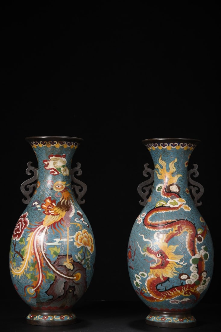 A Pair of Exquisite Cloisonne Dragon Pattern Phoenix Pattern Double-Ears Vases: A Pair of Exquisite Cloisonne Dragon Pattern Phoenix Pattern Double-Ears Vases,Qing Dynasty,China,with Qianlong Four-character