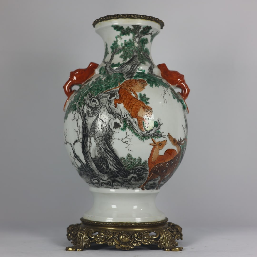 An Exquisite Famille-Rose Inlaid Bronze Animal Pattern Elephant-Ears Vase , with poem: An Exquisite Famille-Rose Inlaid Bronze Animal Pattern Elephant-Ears Vase , with poemQing Dynasty,China,Qianlong Four-character