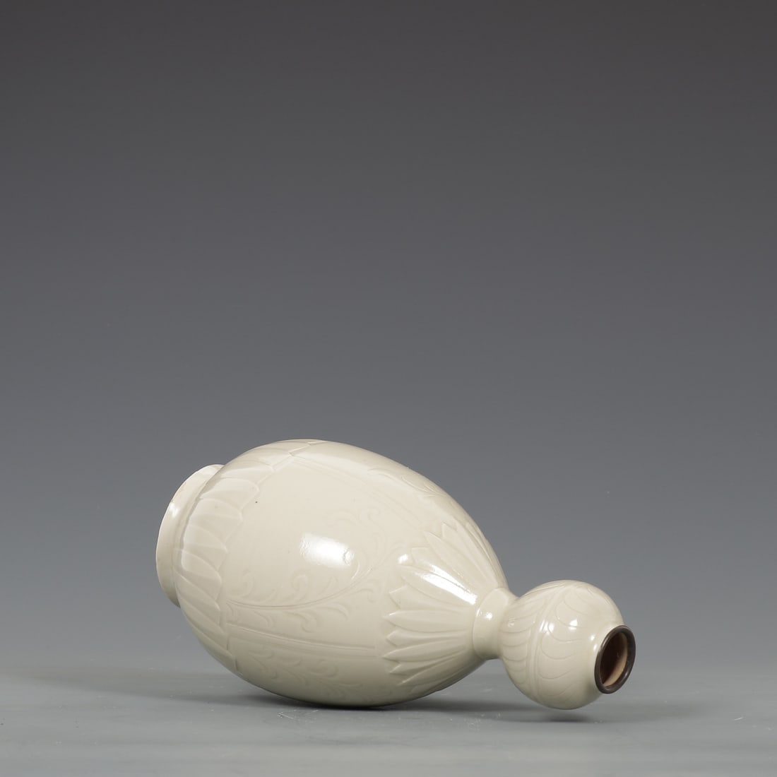 An Exquisite Ding yao Flower Pattern Vase - 7
