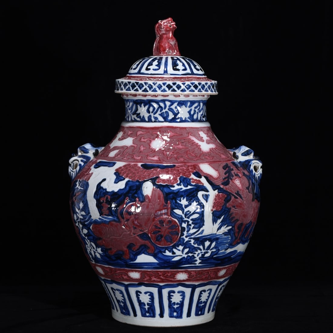 An Exquisite Blue and White Underglaze-Red Character and Story Pattern Beast-Ears Jar: An Exquisite Blue and White Underglaze-Red Character and Story Pattern Beast-Ears Jar,Yuan Dynasty,China,Size:19.3inx12.2in,青花釉里红人物故事 