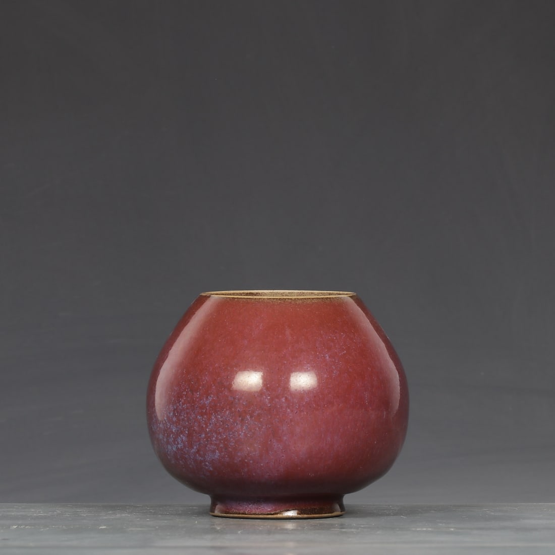 An Exquisite Jun yao Purple Glazed Jar - 2