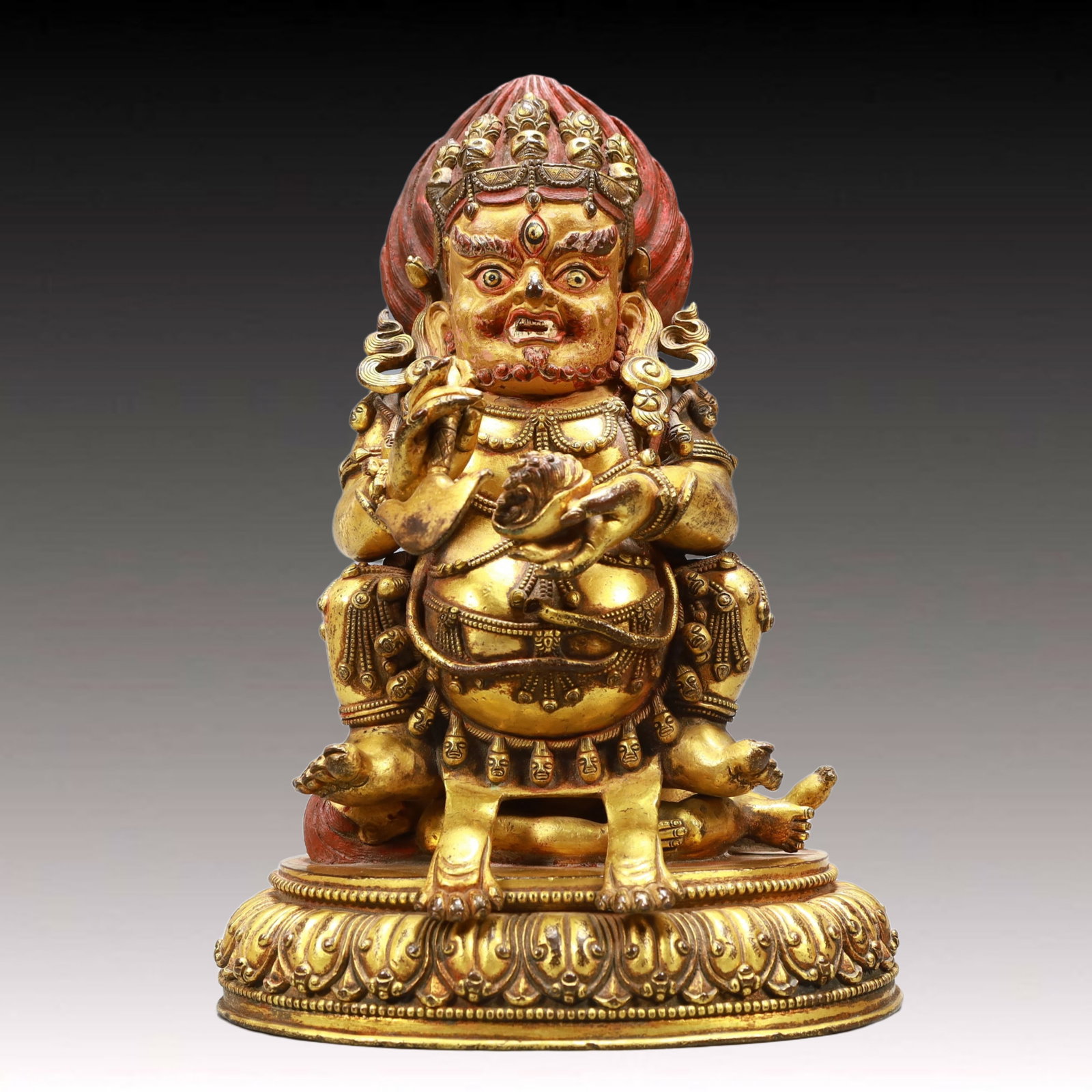 A Solemn Gilt Bronze Statue of Vajra: A Solemn Gilt Bronze Statue of Vajra,Ming Dynasty,China,Size:7.5inx5.5inx10.6in,Weight:4450g,铜鎏金大黑天金刚像,中国明代