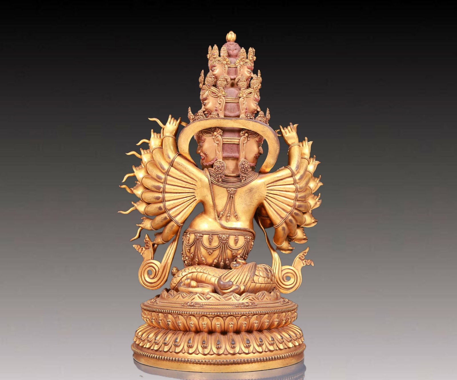 A solemn gilt bronze Vajra statue - 12