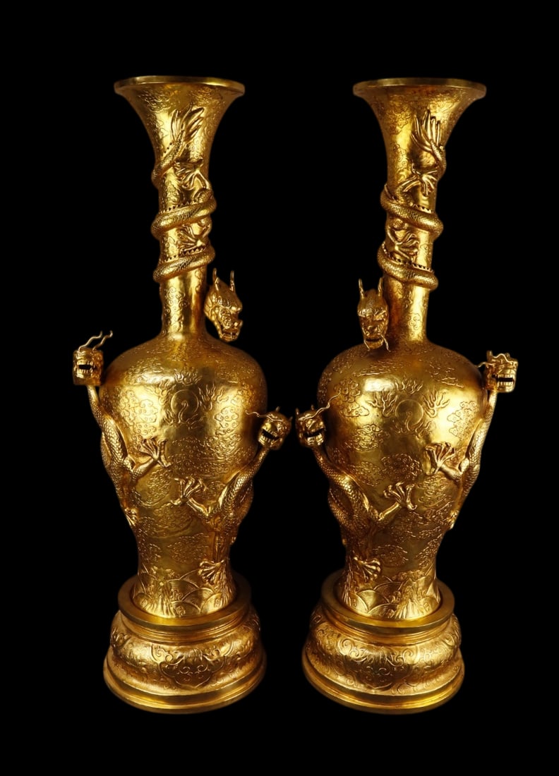 A Pair of Exquisite Gilt Bronze Dragon Pattern Vases (1 of 10)