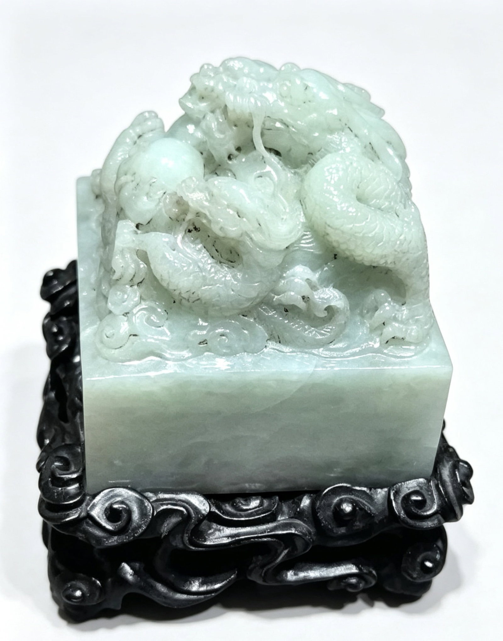 An Exquisite Jadeite Dragon Pattern Seal - 2