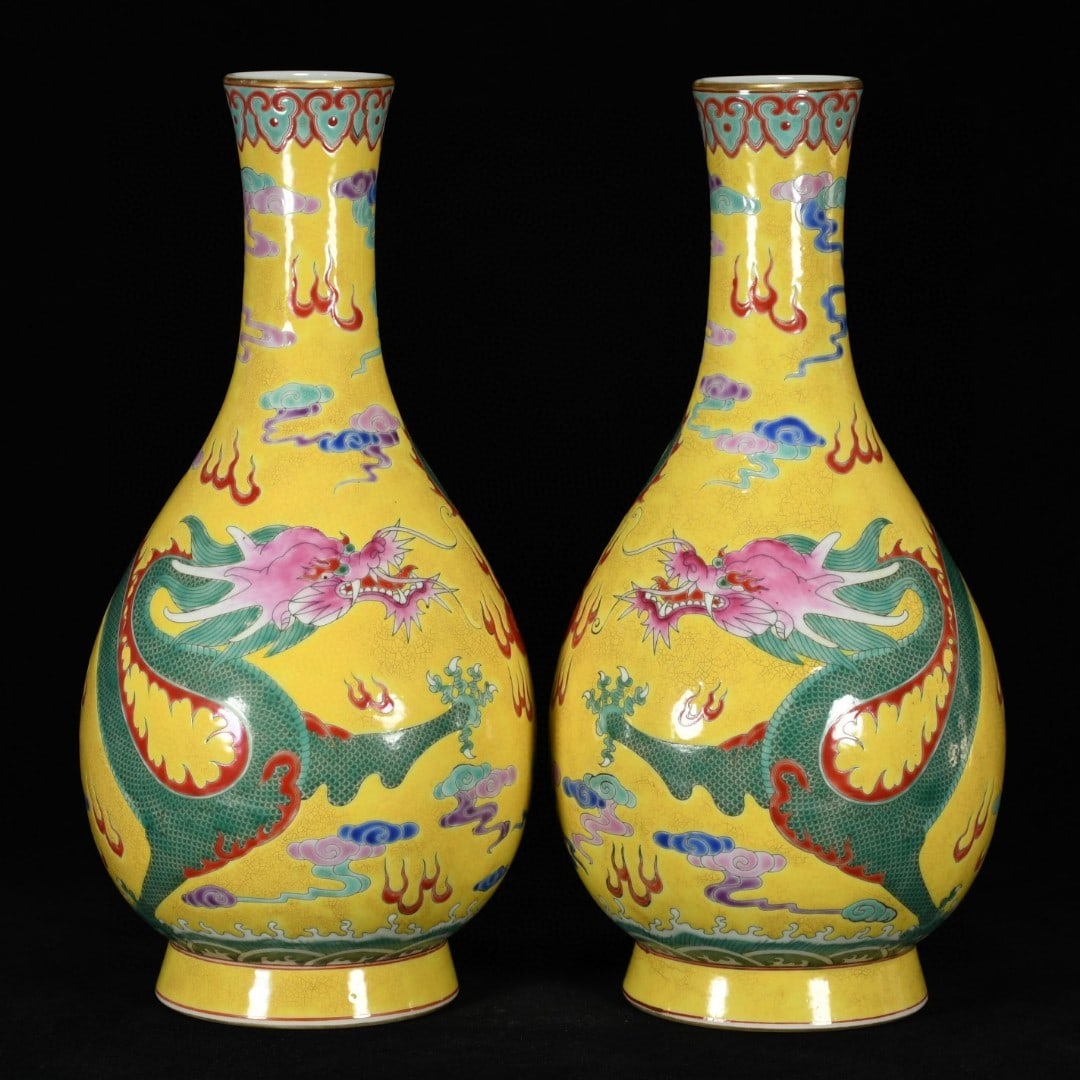 A Pair of Famille-Rose Auspicious Cloud and Dragon Pattern Vases: A Pair of Exquisite Famille-Rose Auspicious Cloud and Dragon Pattern Vases,Qing Dynasty,China,with Yongzheng Four-character Mark,Size:11.4inx5.9in*2,一对粉彩祥云