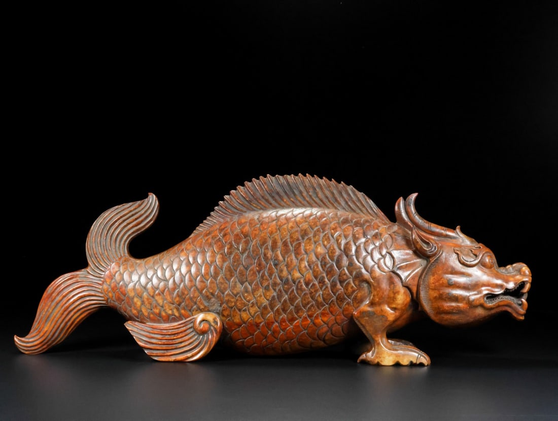 An Exquisite White Jade Auspicious Animal Ornament: An Exquisite White Jade Auspicious Animal Ornament,Han Dynasty,China,Size:25.2inx3.9inx9.4in,Weight:13500g,白玉瑞兽摆件,中国汉代