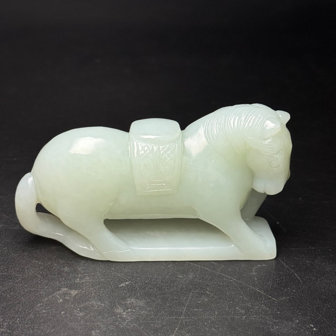 An Exquisite White Jade Horse Ornament: An Exquisite White Jade Horse Ornament,Qing Dynasty,China,Size:3.2inx1.9inx0.8in,Weight:120g,白玉马摆件,中国清代