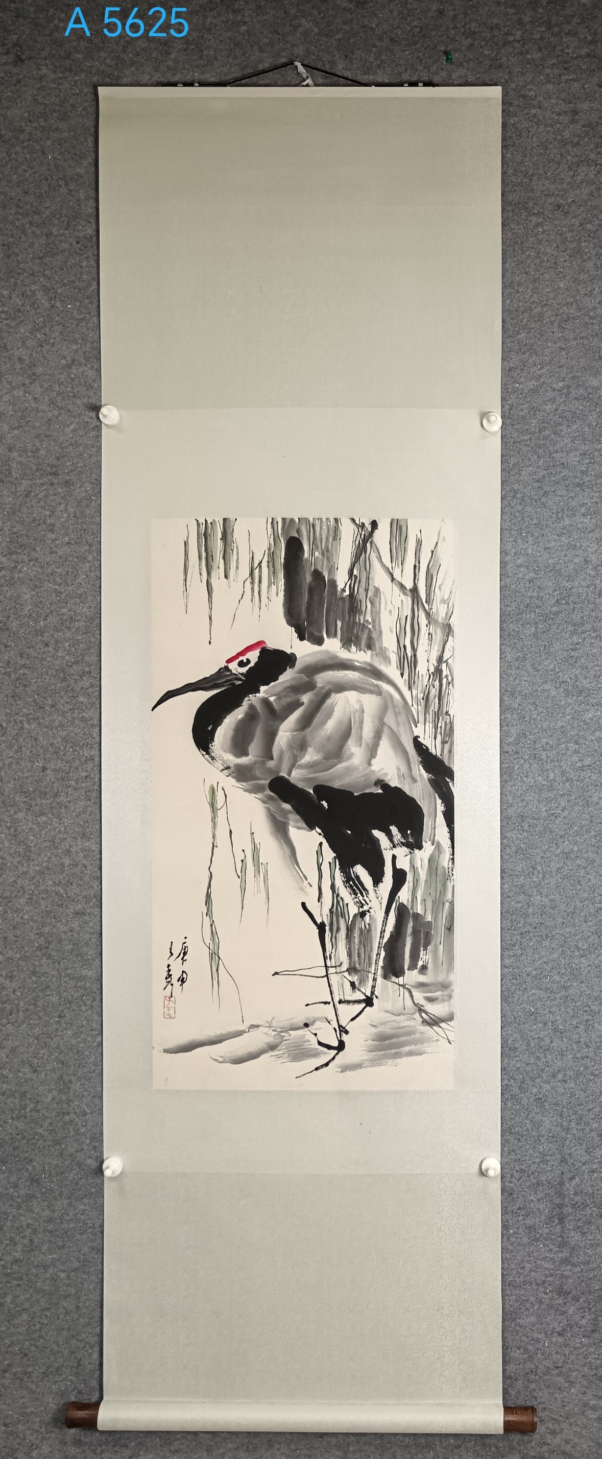 A Chinese Vertical Scroll Ink Painting of Flower and Bird on Paper: A Chinese Vertical Scroll Ink Painting of Flower and Bird on Paper,Wang ziwu,Size:(Without frame)18.1inx33.9in,一幅中国水墨花鸟画立轴,