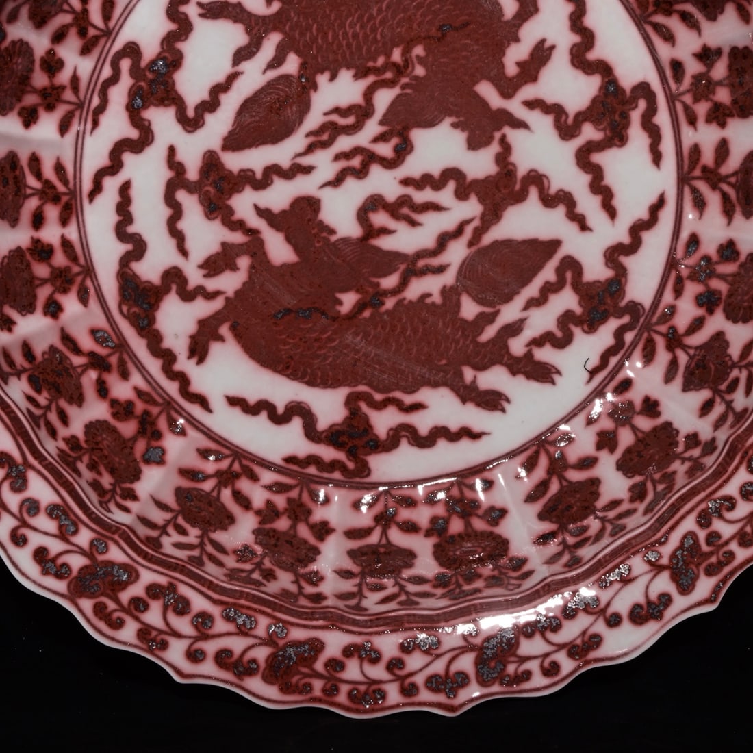 An Exquisite Underglaze-Red Kylin Pattern Flower Pattern Plate, - 5
