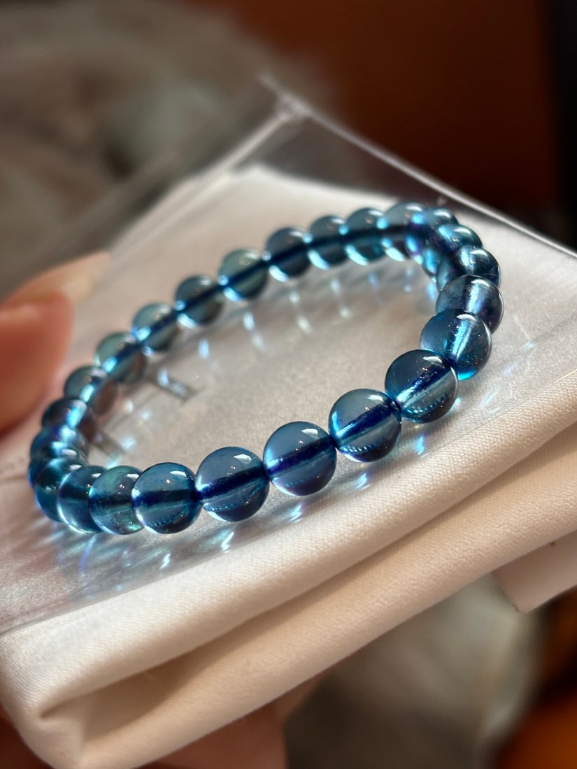 An Exquisite Aquamarine Bracelets: An Exquisite Aquamarine Bracelets,Size:7.4mm,Weight:14.7g 海蓝宝手串