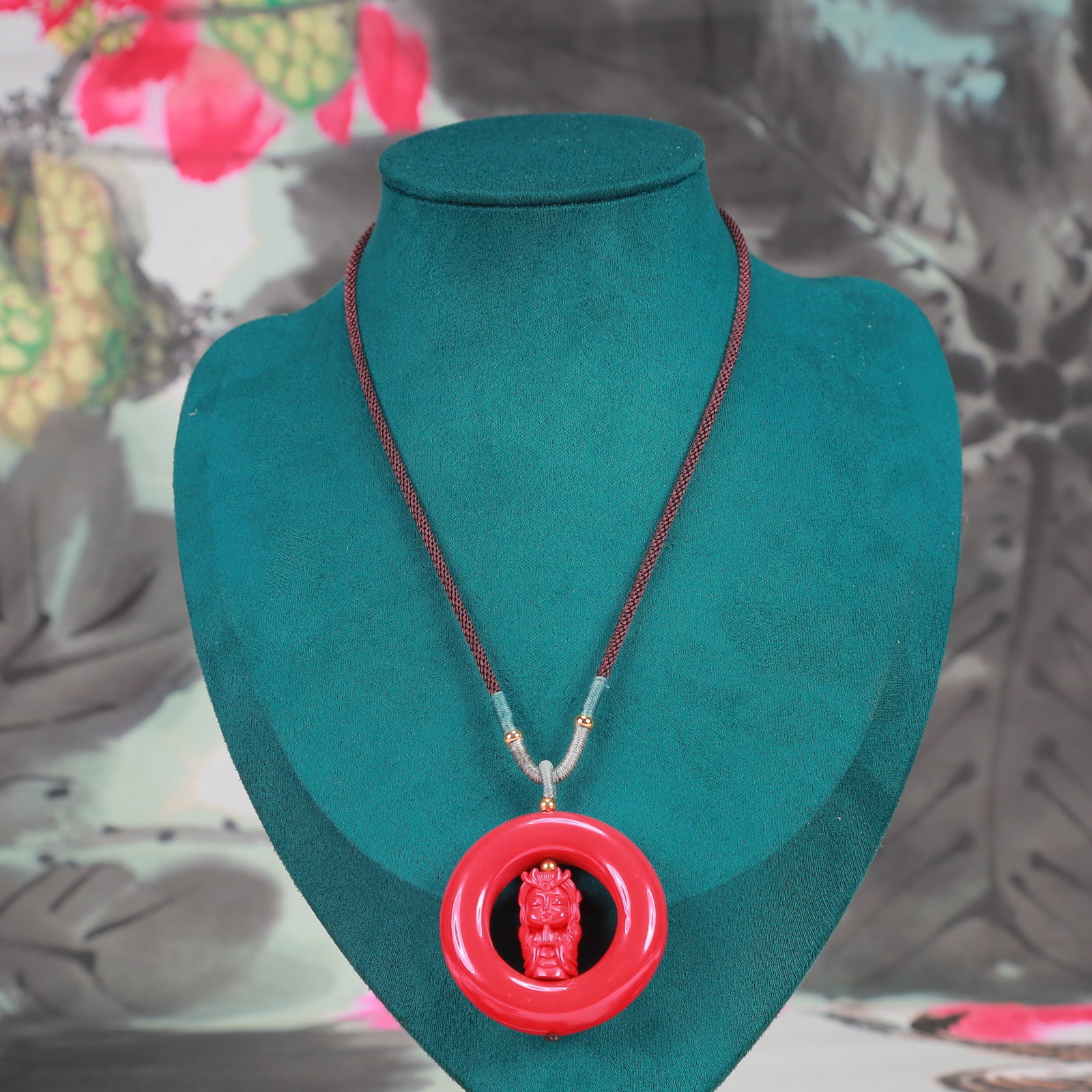 An Exquisite Cinnabar Figure Pattern Pendant: An Exquisite Cinnabar Figure Pattern Pendant,Size:1.6in,Weight:35g 朱砂人物纹挂件