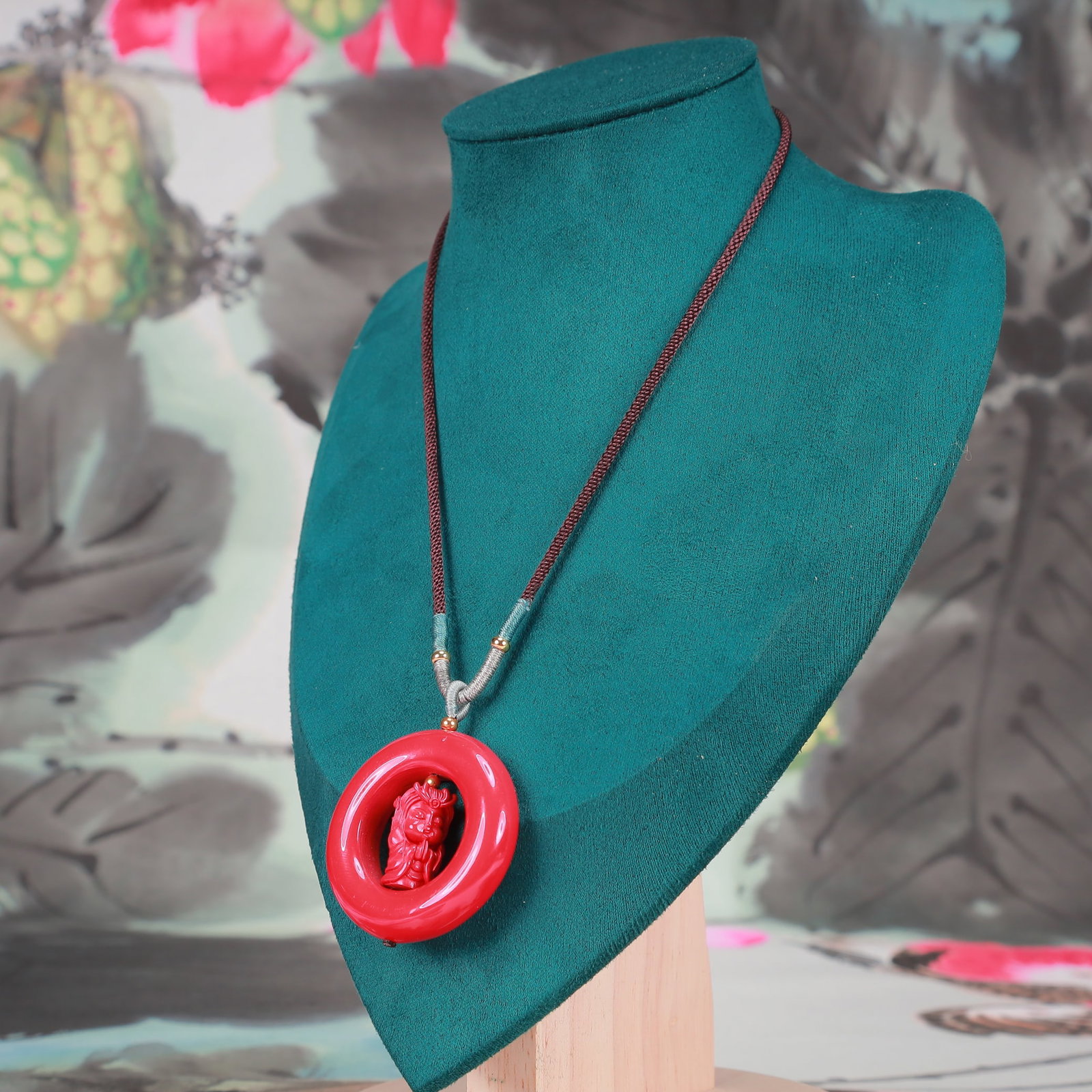 An Exquisite Cinnabar Figure Pattern Pendant - 7
