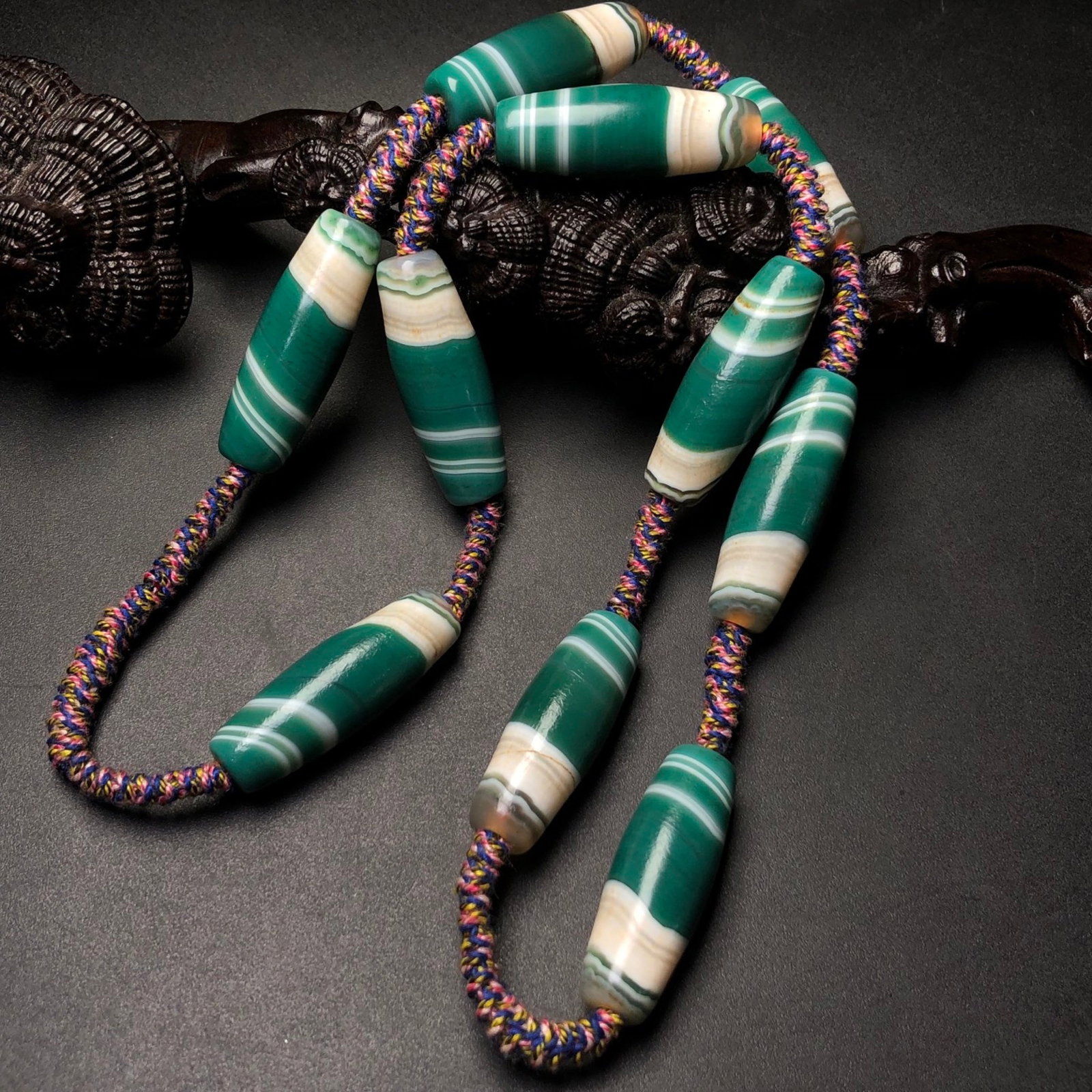 An Exquisite Agate Necklace - 2